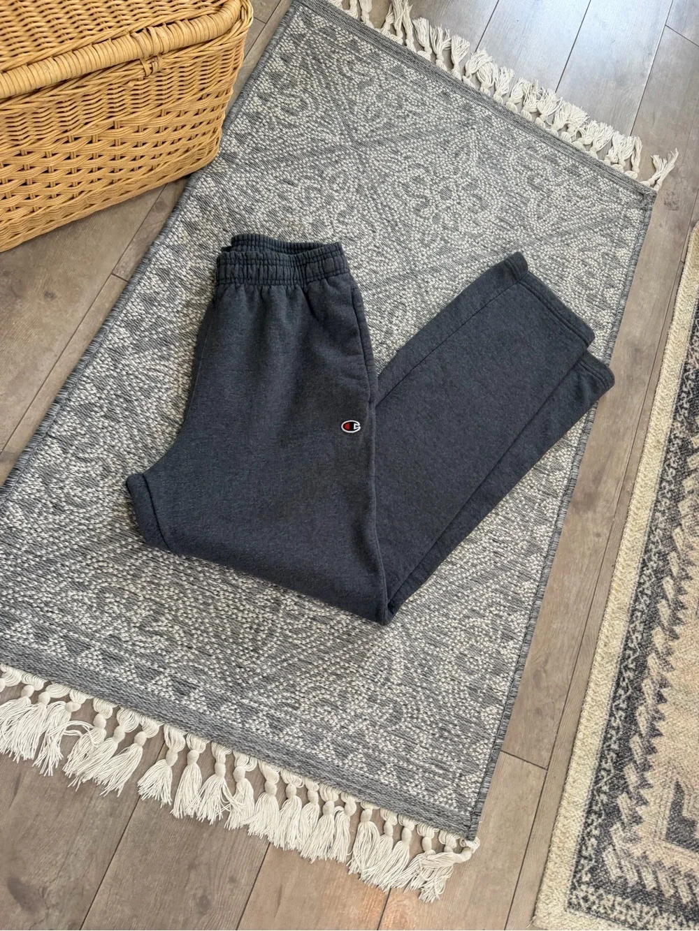 Champion Men's Dark Charcoal Heather Jogger Sweatpants Size Medium